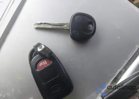 2011 Kia Optima Lx из США, поврежденный, VIN KNAGM4A79B5166607